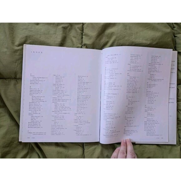 Martha Stewart's CHRISTMAS Vintage 1989 Book - Entertaining 1st Ed Hardcover EUC - Picture 7 of 16